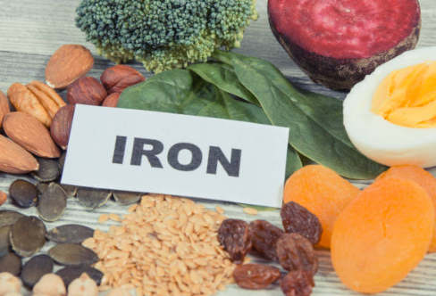 How to supplement iron and vitamin B12 with plant-based ingredients?